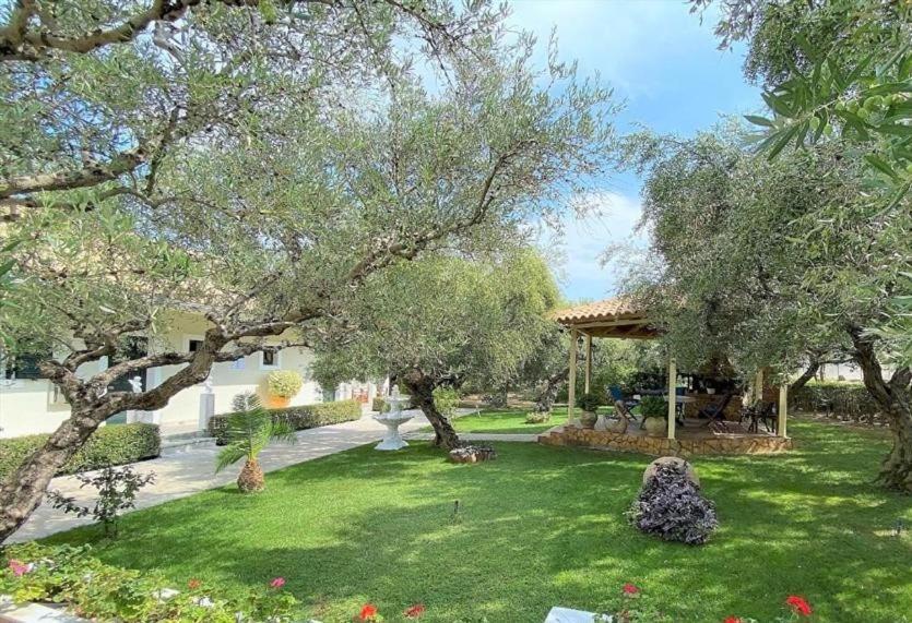 Villa Dionysia Amoudi Luaran gambar